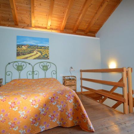 Rustico Giulietta E Romeo Villa Colico Buitenkant foto