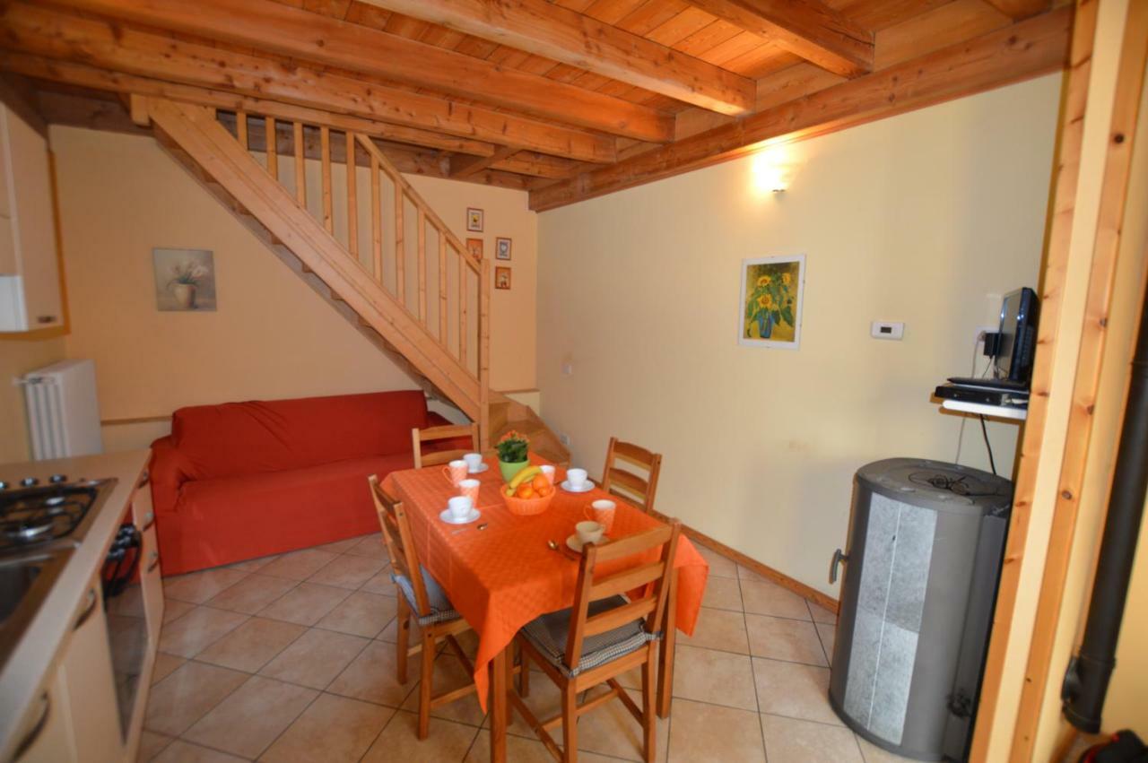 Rustico Giulietta E Romeo Villa Colico Buitenkant foto