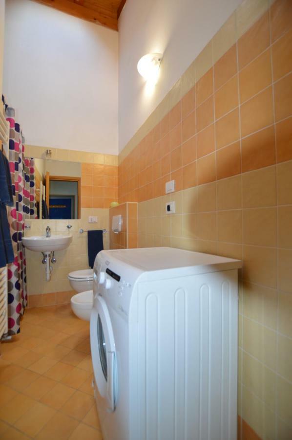Rustico Giulietta E Romeo Villa Colico Buitenkant foto