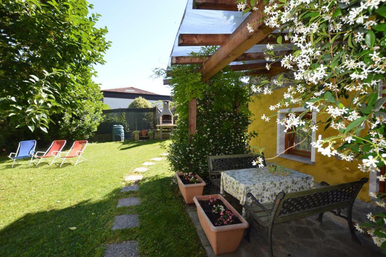 Rustico Giulietta E Romeo Villa Colico Buitenkant foto