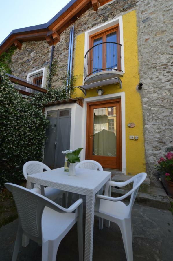 Rustico Giulietta E Romeo Villa Colico Buitenkant foto