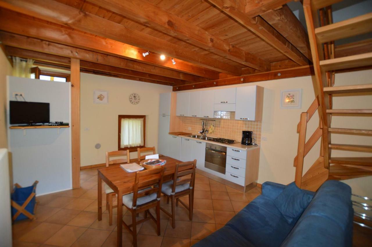 Rustico Giulietta E Romeo Villa Colico Buitenkant foto